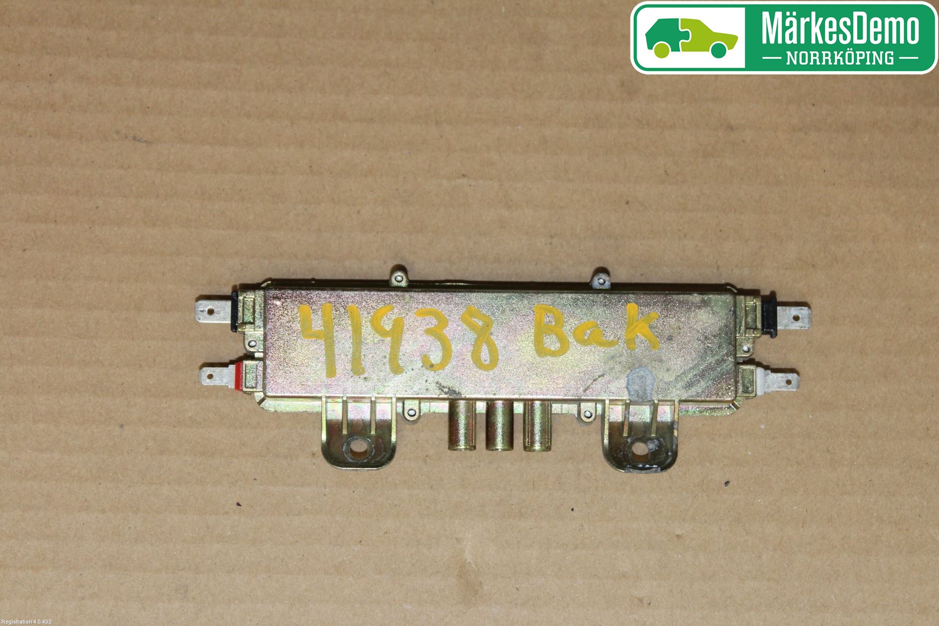 Porsche CAYENNE 03- Antennförstärkare