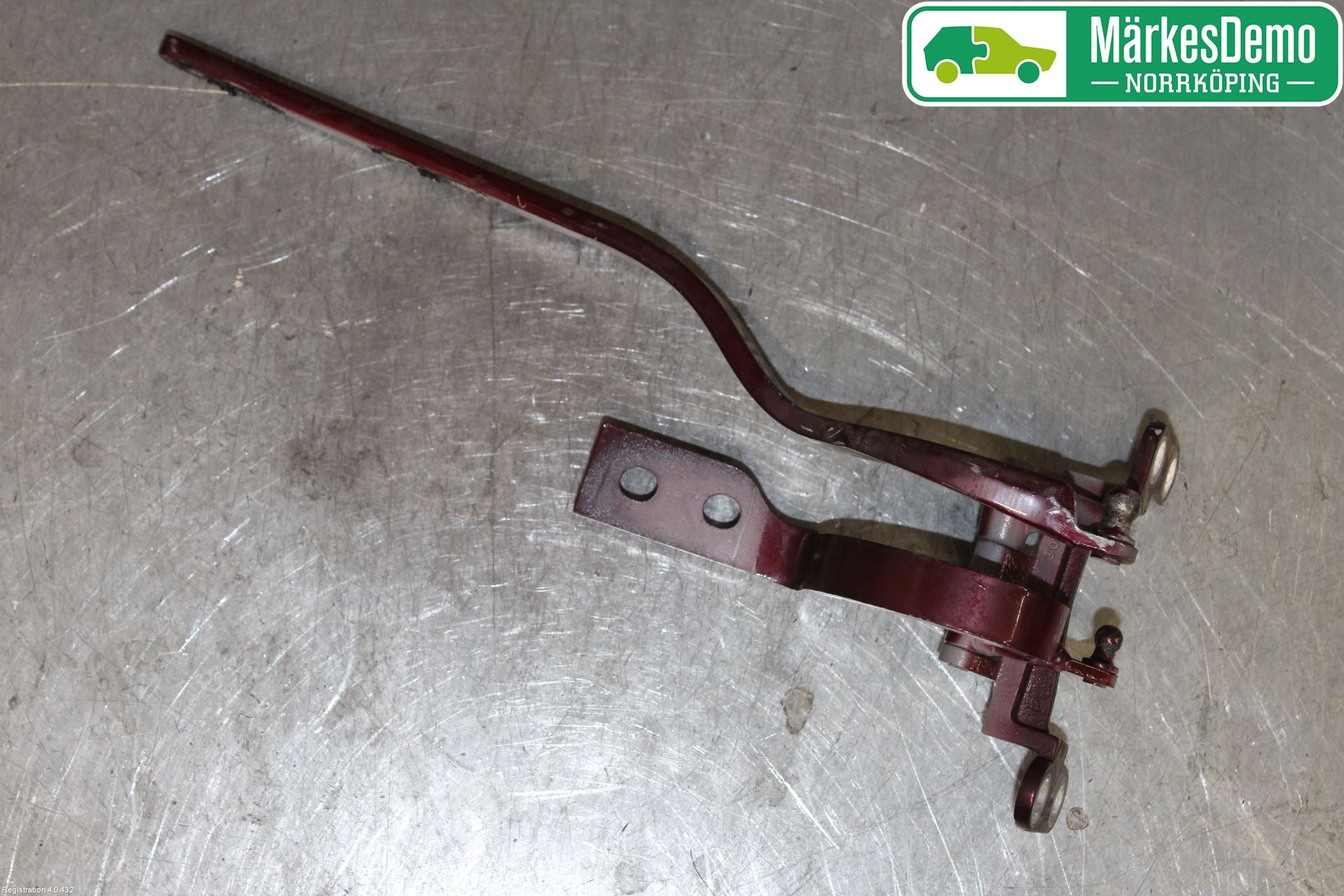 Porsche CAYENNE 03- Bakluckegångjärn Hö