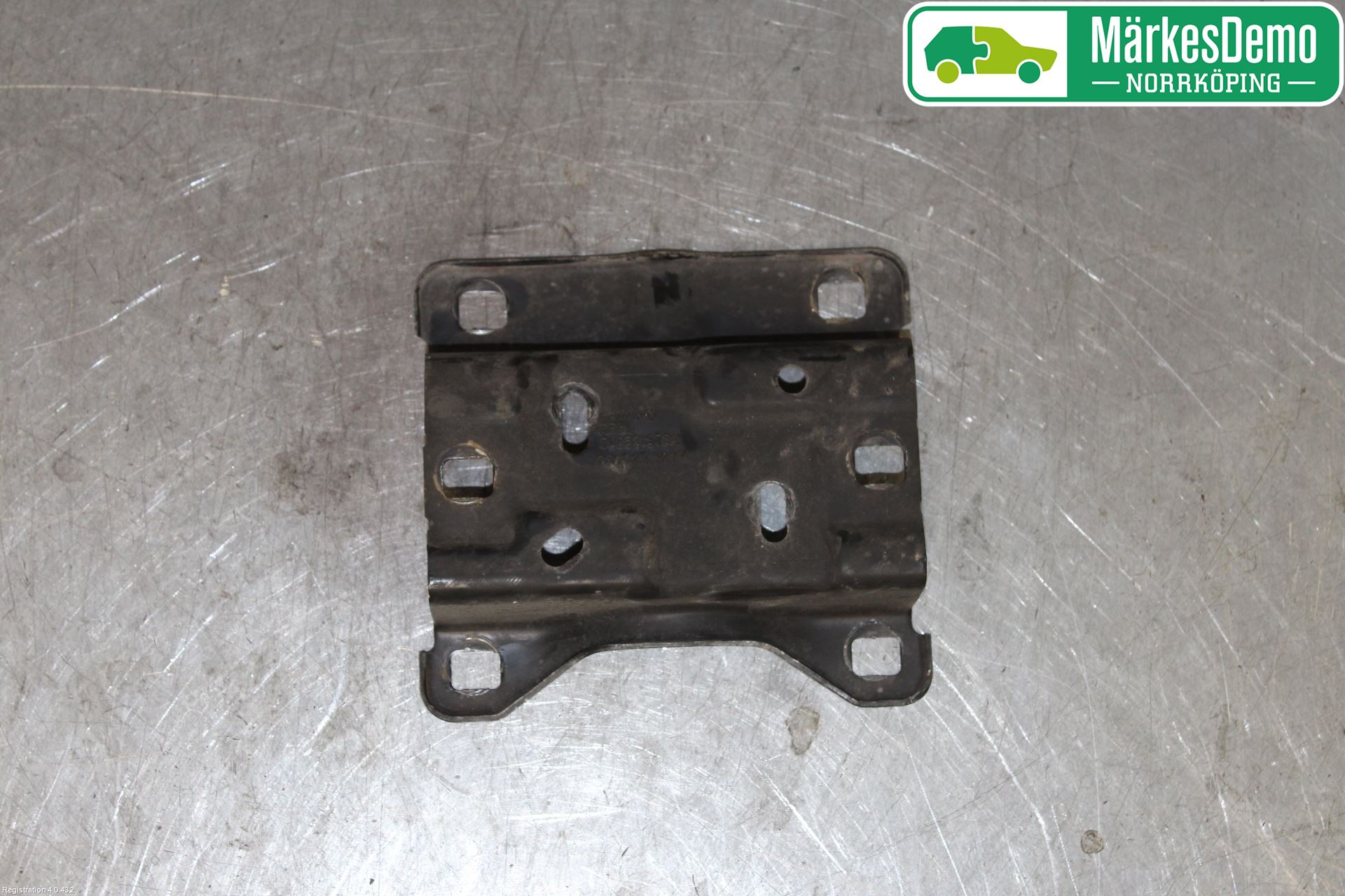 Porsche CAYENNE 03- Mellanaxel Balk