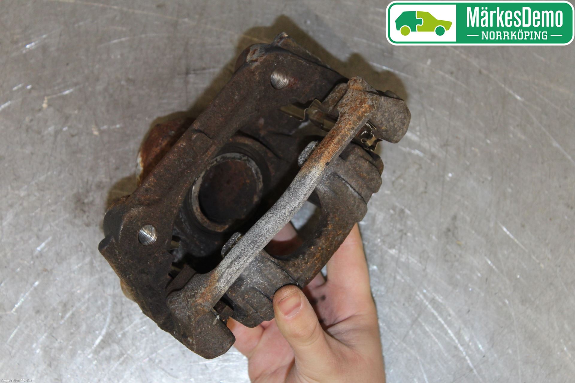 Volkswagen VW CRAFTER 06-16 Bromsok Bak Höger