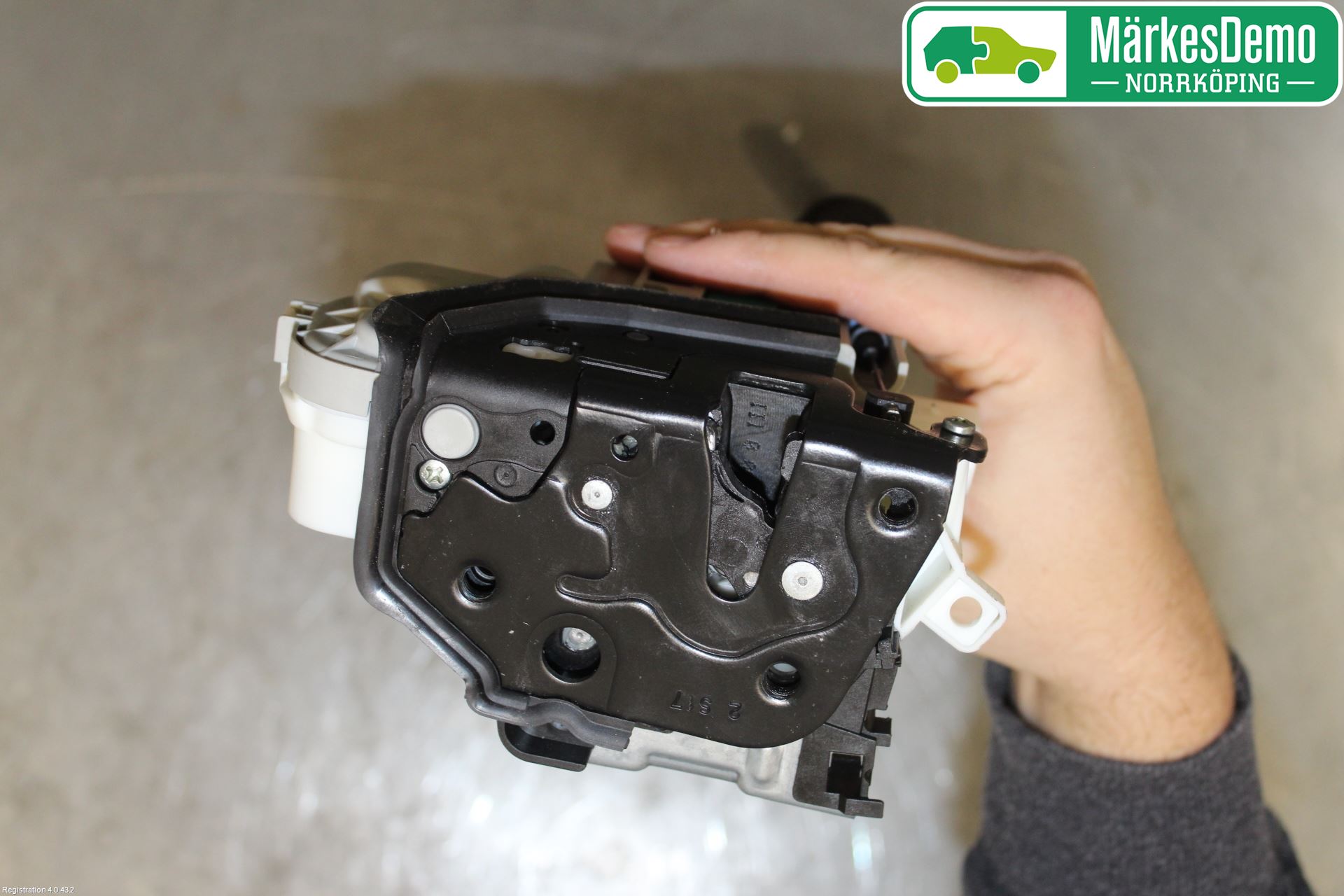 Audi Q2/SQ2 17- Låskista-Dörrlås