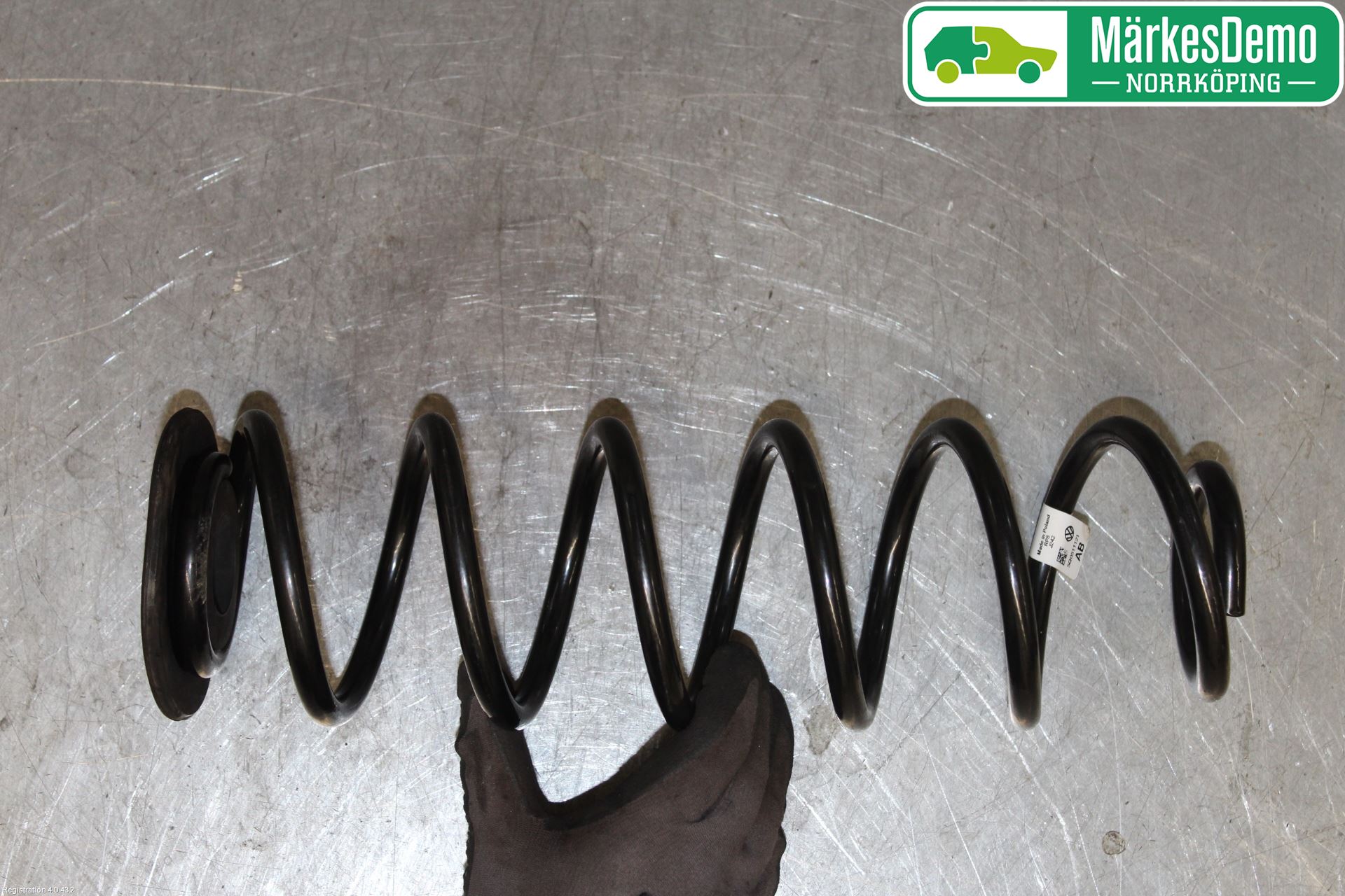 Volkswagen VW GOLF / E-GOLF VII 13-20 Fjäder Bak