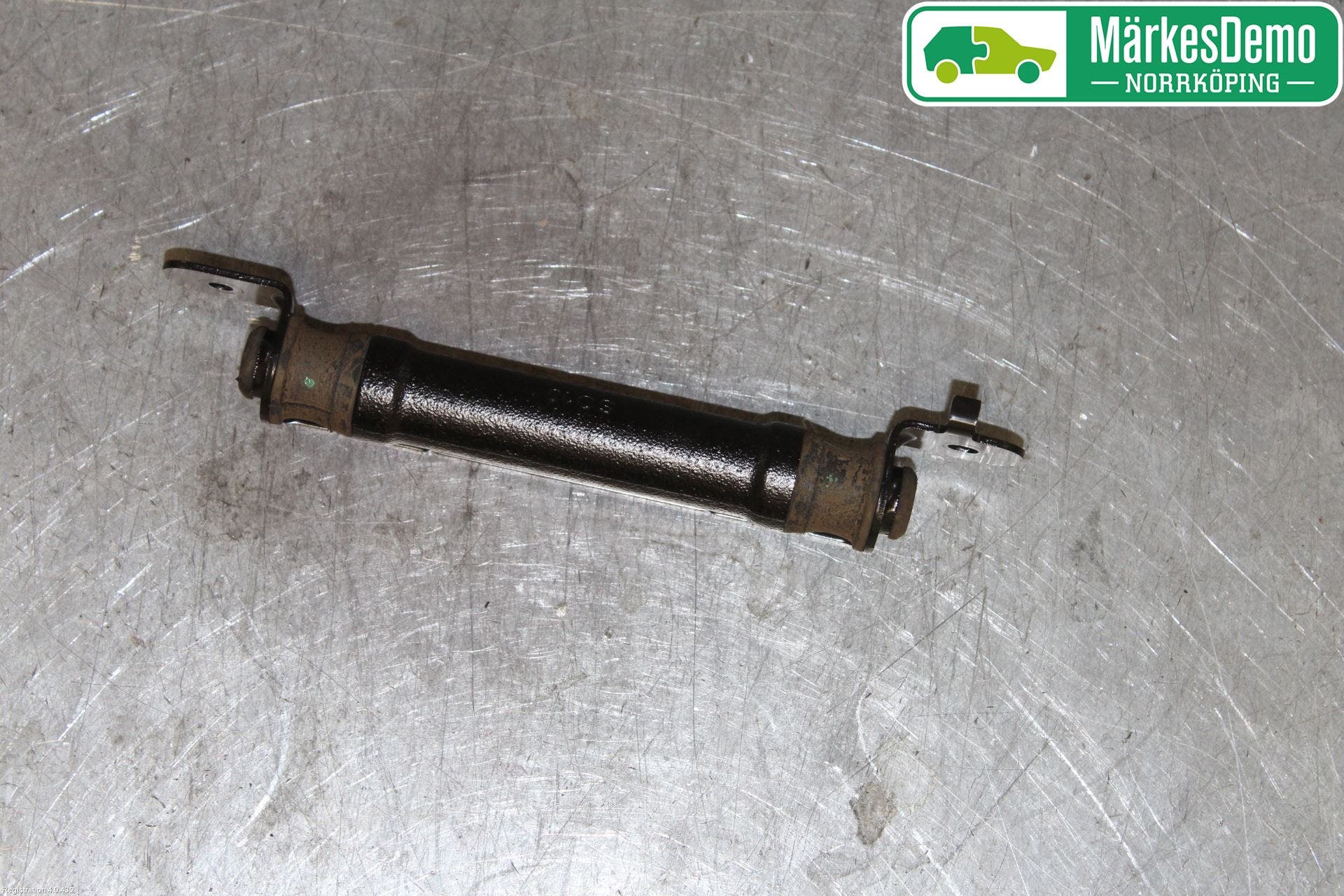 Audi A5 17- Vibrationsdämpare