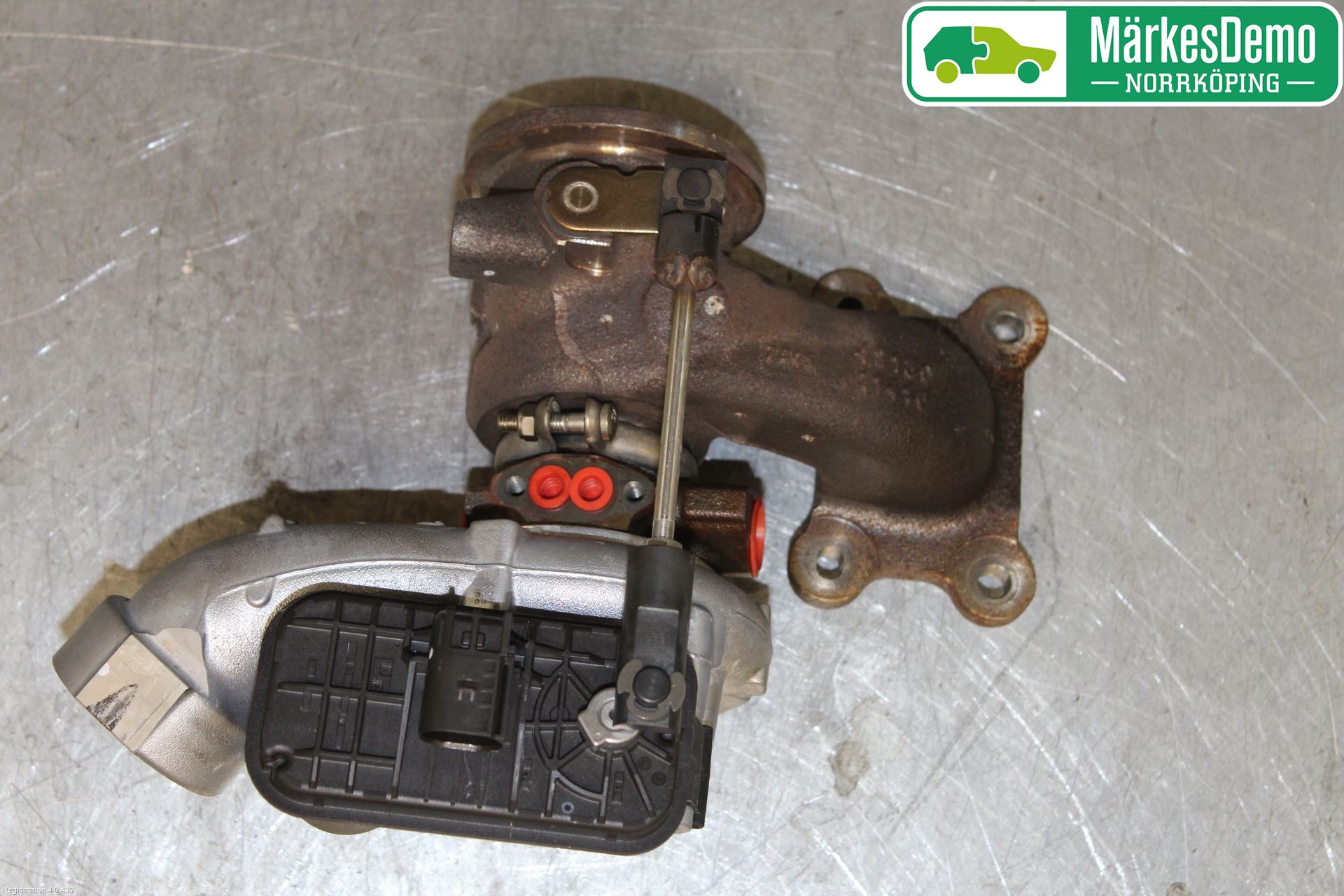 Volkswagen VW TOURAN 16- Turboaggregat
