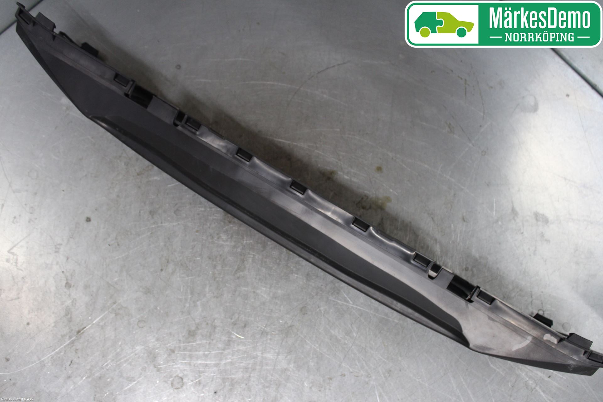 Volvo V50 04-07 Stötfångar Deformelement Fram