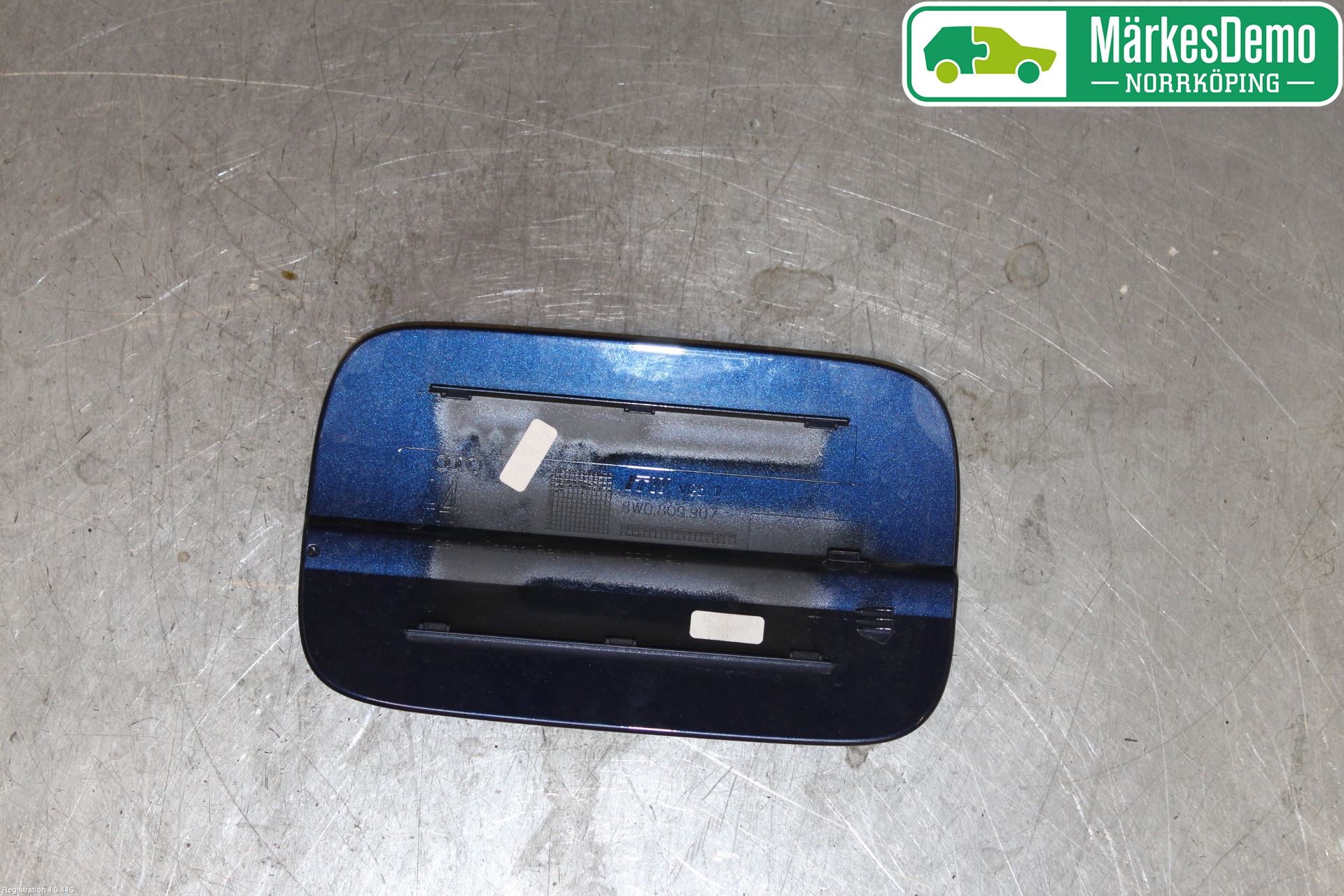 Audi A4/S4 B9 16-19 Tanklucka