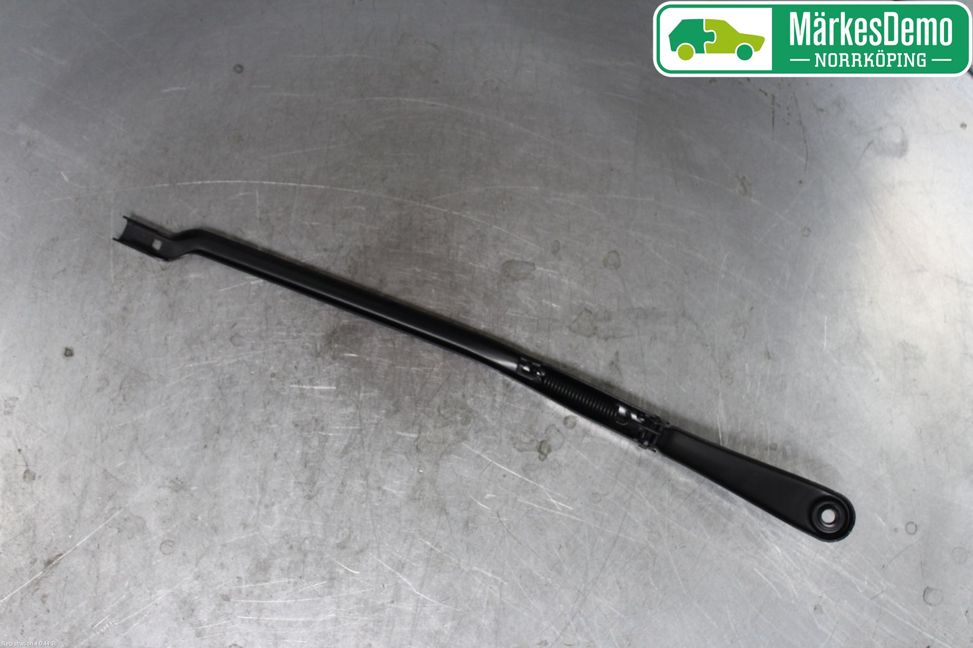BMW 5 G30/G31/F90 17-23 Torkararm Armar Vindruta