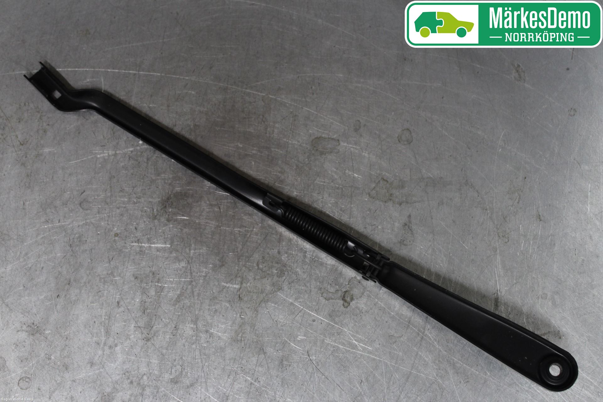 BMW 5 G30/G31/F90 17-23 Torkararm Armar Vindruta