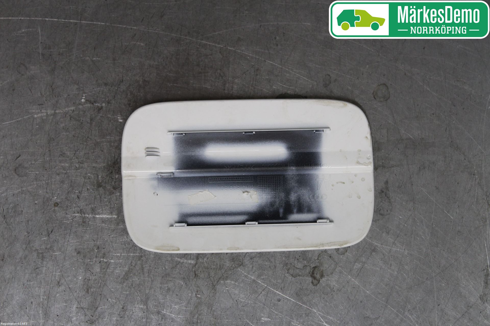 Audi A4/S4 B9 16-19 Tanklucka