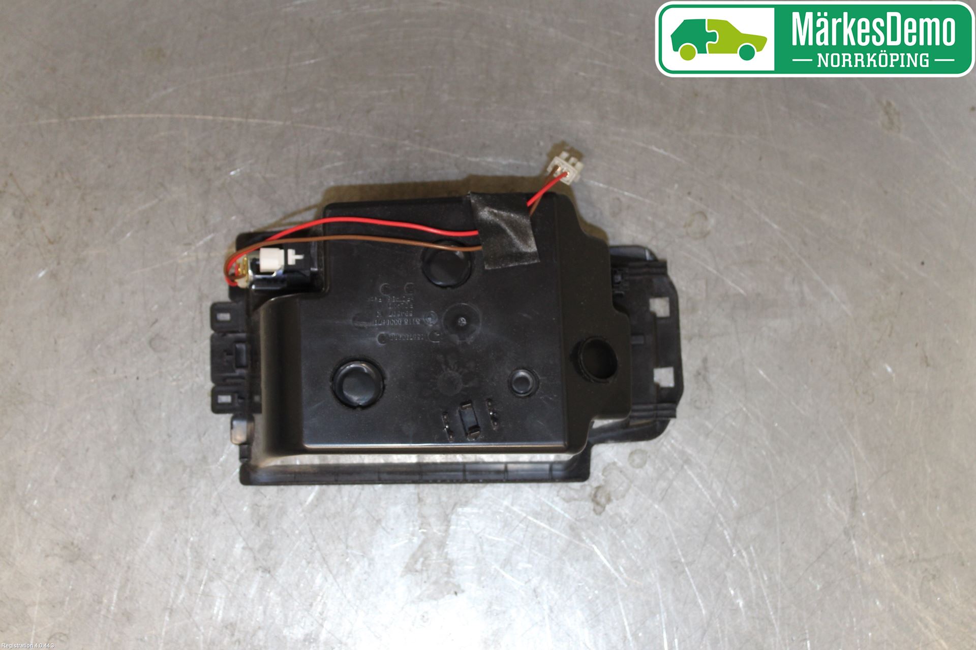 BMW 5 G30/G31/F90 17-23 Inredning Armstöd