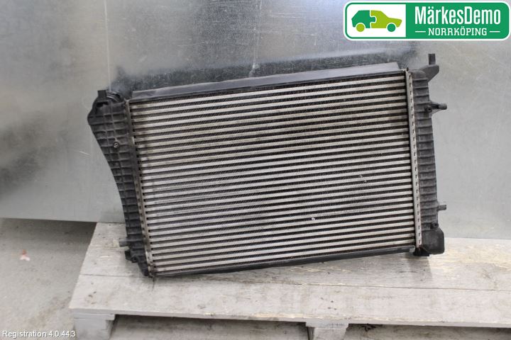 Volkswagen VW PASSAT 05-11 Laddluft-Intercooler Kyl