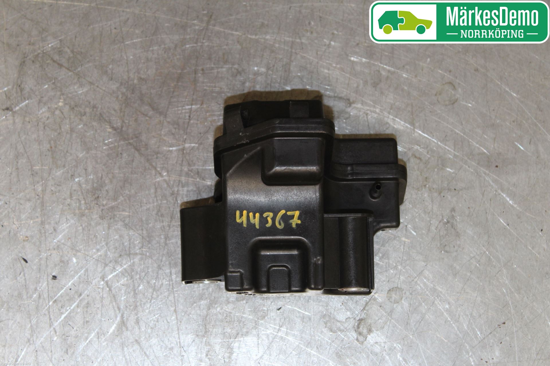 Opel CORSA D 07-14 Vacuumtank