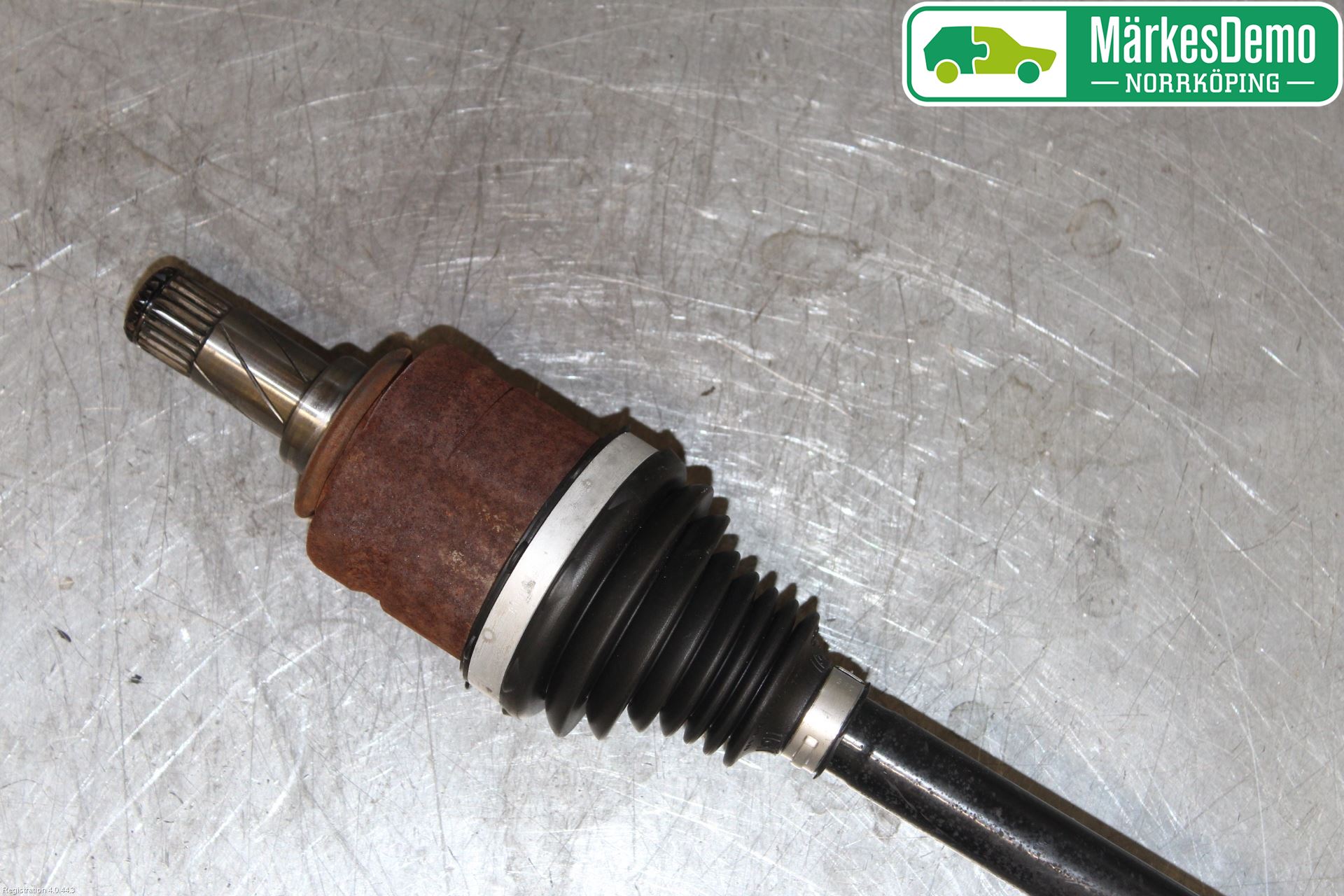 Opel CORSA D 07-14 Drivaxel Fram Höger