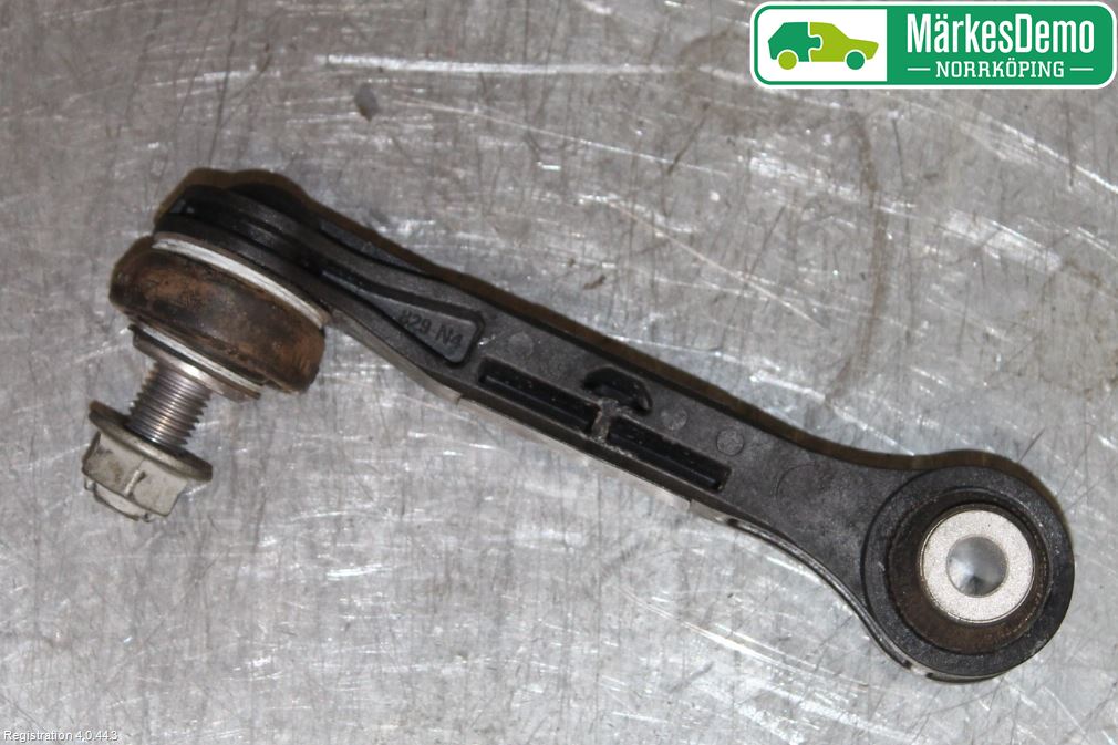 BMW 5 G30/G31/F90 17-23 Krängningshämmarstag Bak