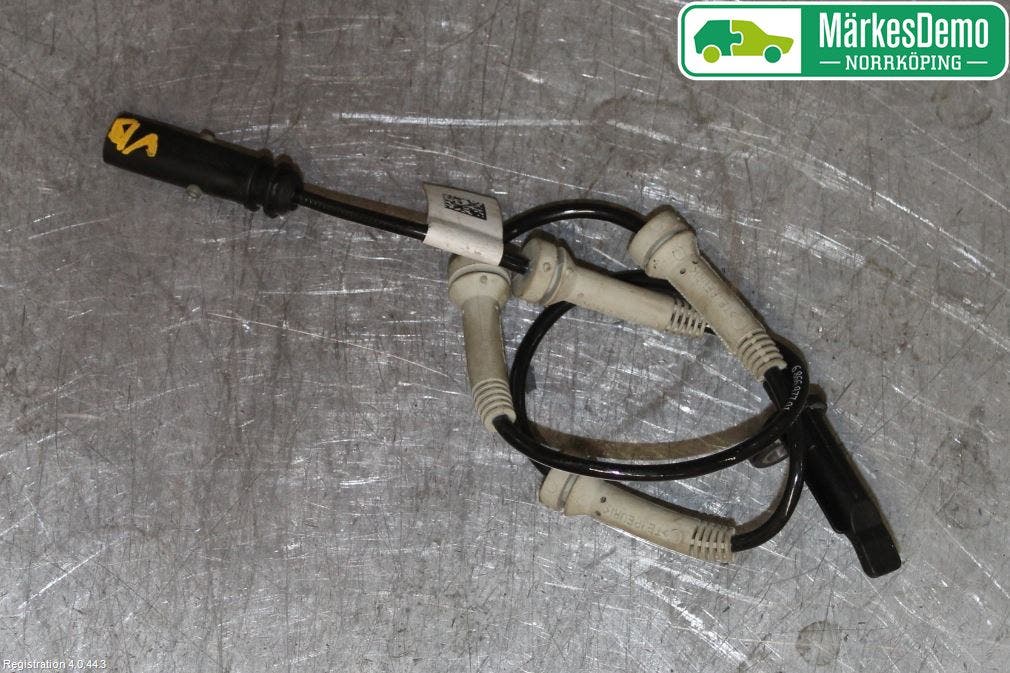 BMW 5 G30/G31/F90 17-23 Abs Sensor