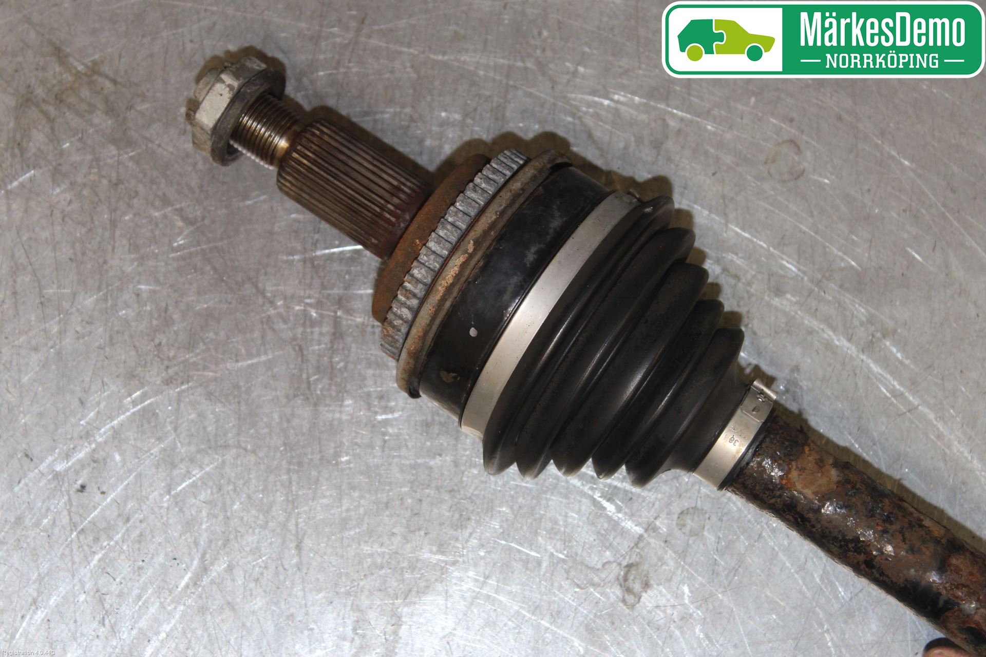 Landrover LAND ROVER DISCOVERY 4 10-16 Drivaxel Bak Vänster