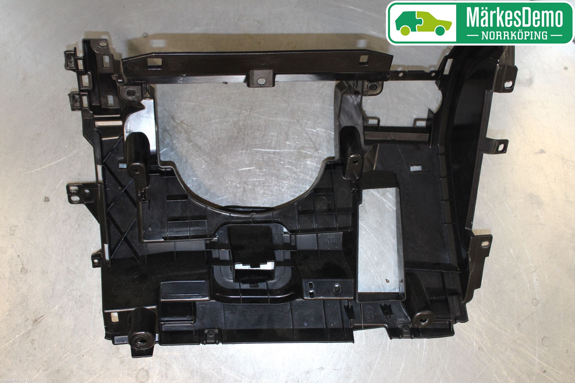 Landrover LAND ROVER DISCOVERY 4 10-16 Instrumentbräda Sparkskydd