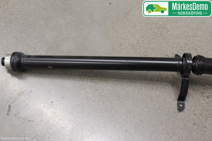 Audi A4/S4 B9 16-19 Mellanaxel Komp