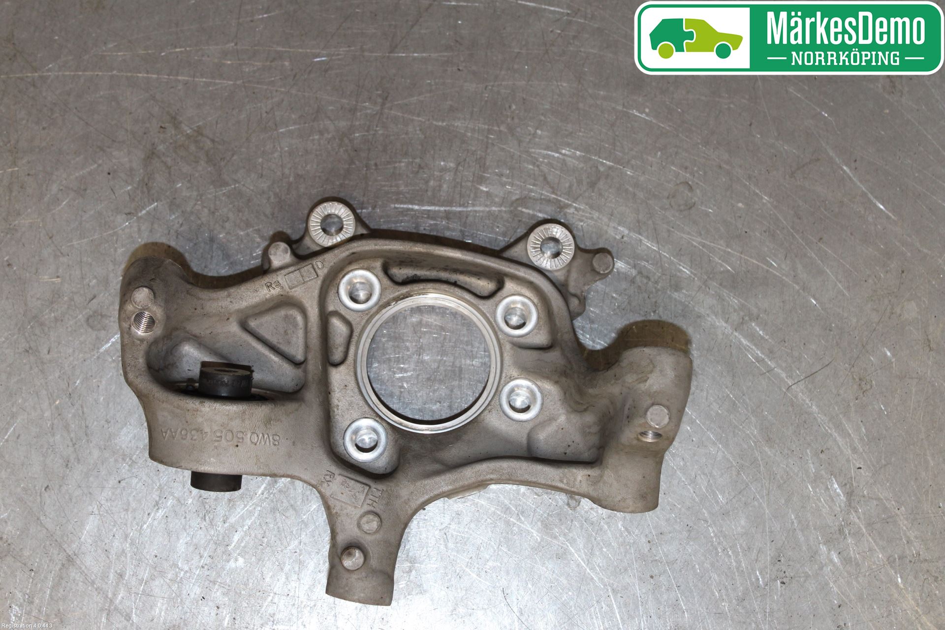 Audi A4/S4 B9 16-19 Hjullagerhus-Spindel Hö B