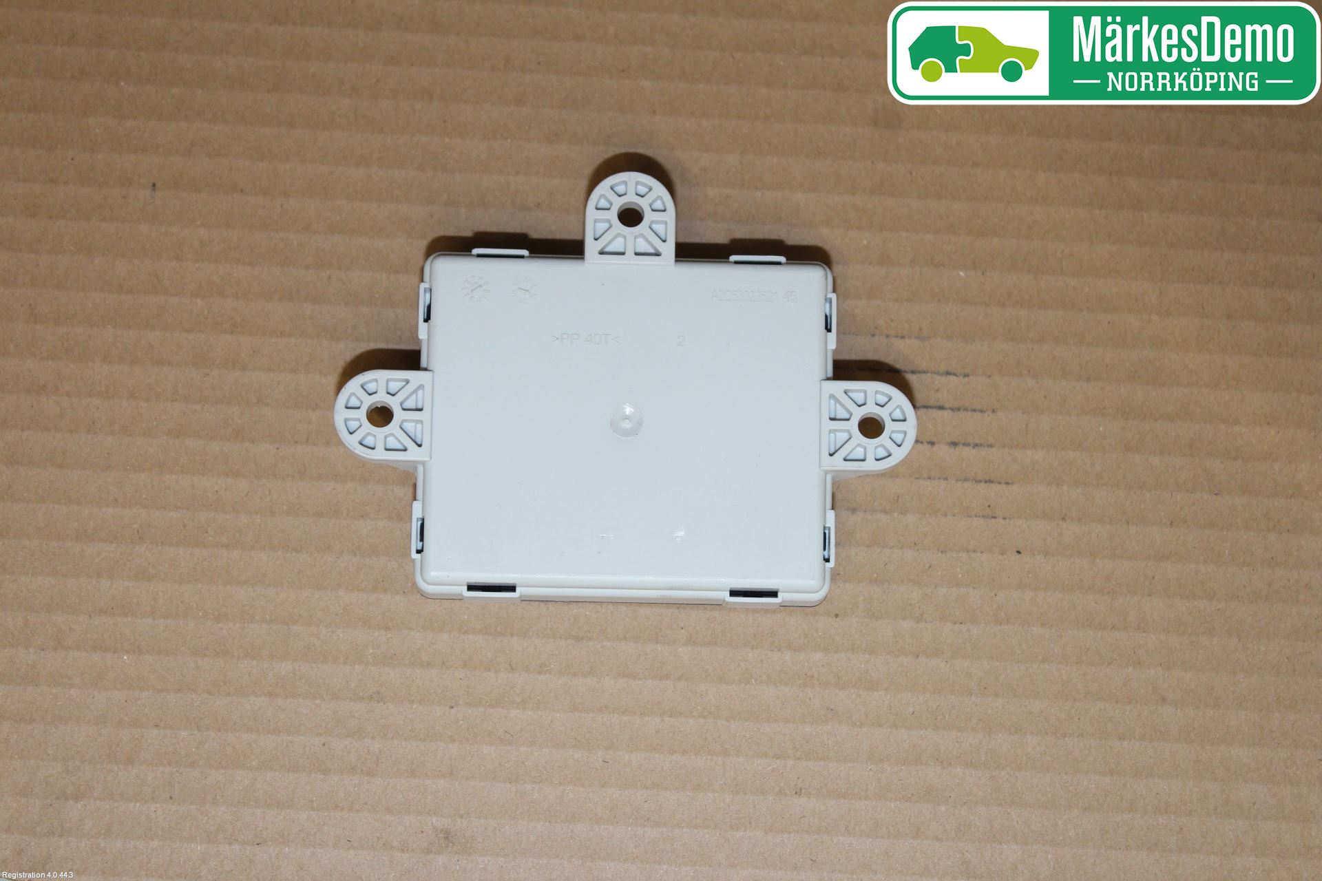 Volvo V60 14-18 Styrenhet Dörr