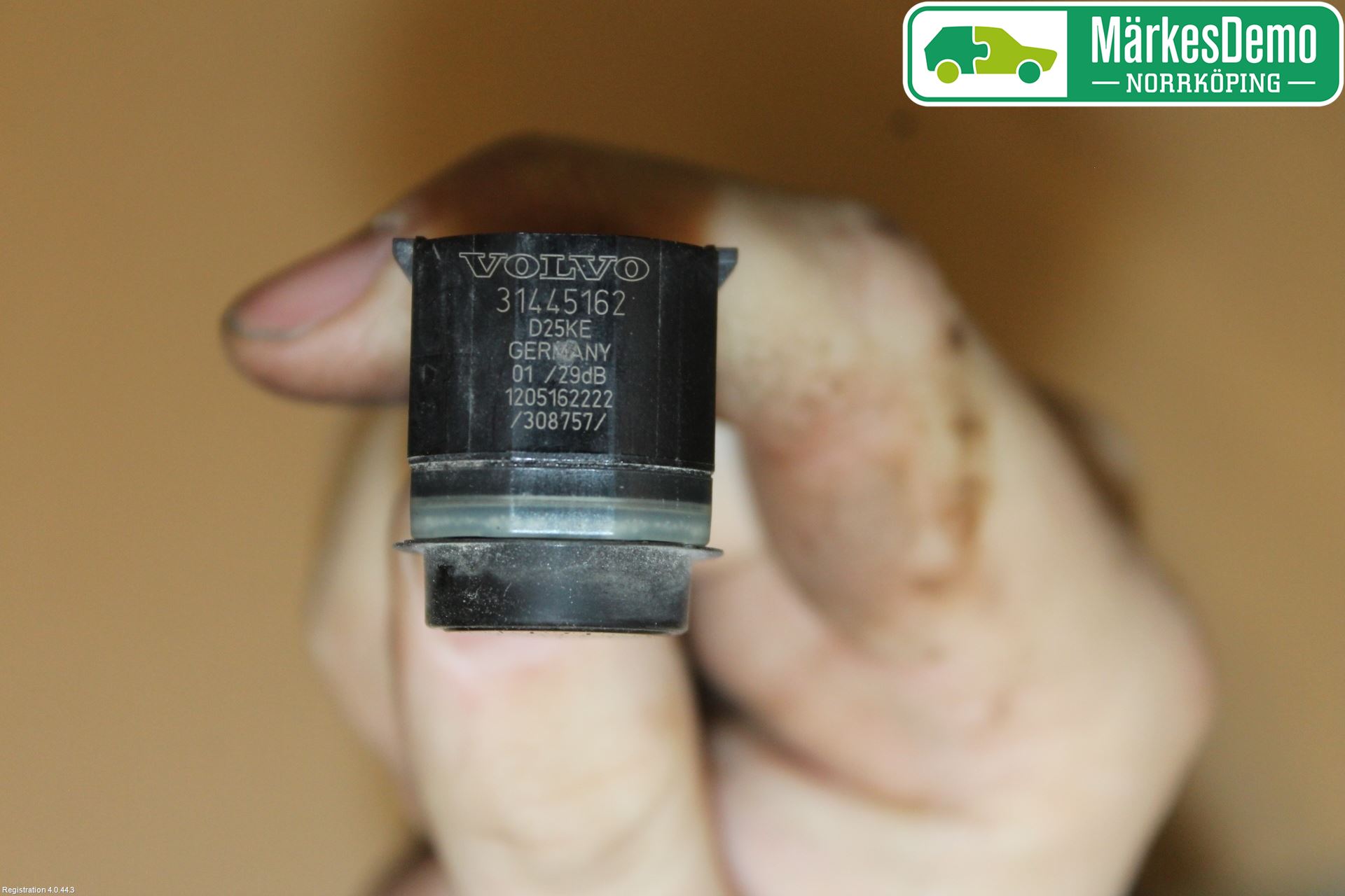 Volvo V40 12-19 Parkeringshjälp Backsensor