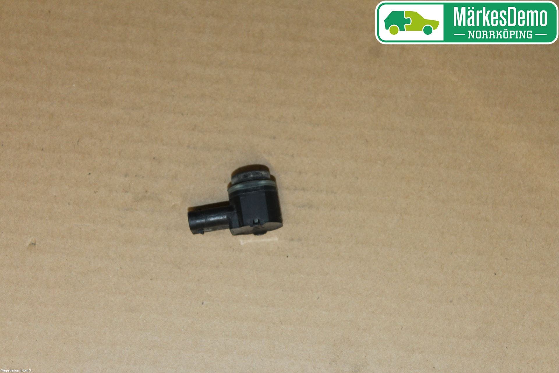 Volvo V40 CROSS COUNTRY 13-19 Parkeringshjälp Backsensor