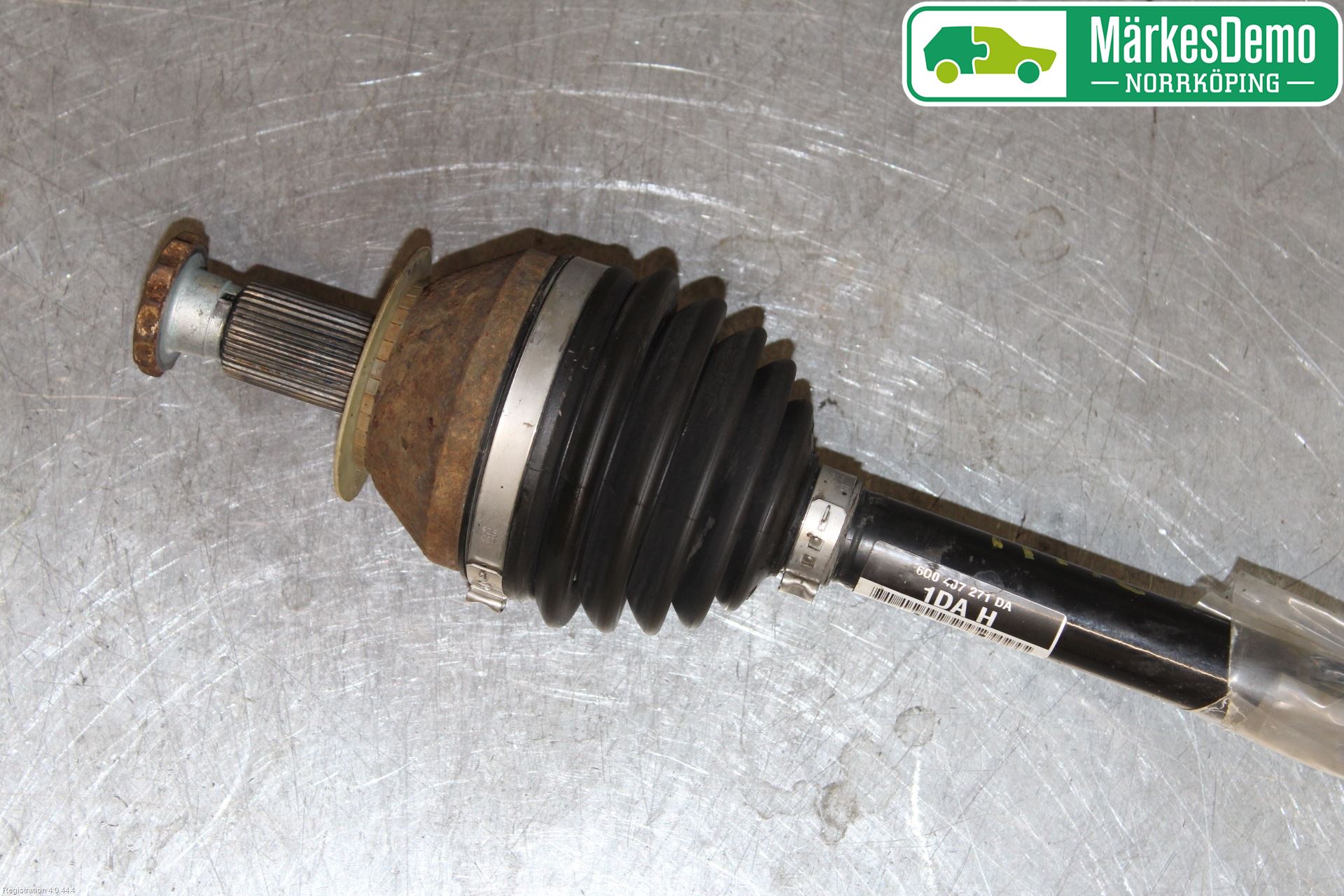 Skoda ROOMSTER Drivaxel Fram Vänster