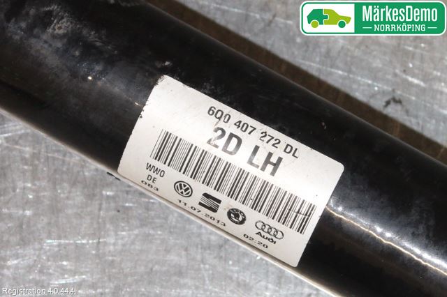 Skoda ROOMSTER Drivaxel Fram Höger