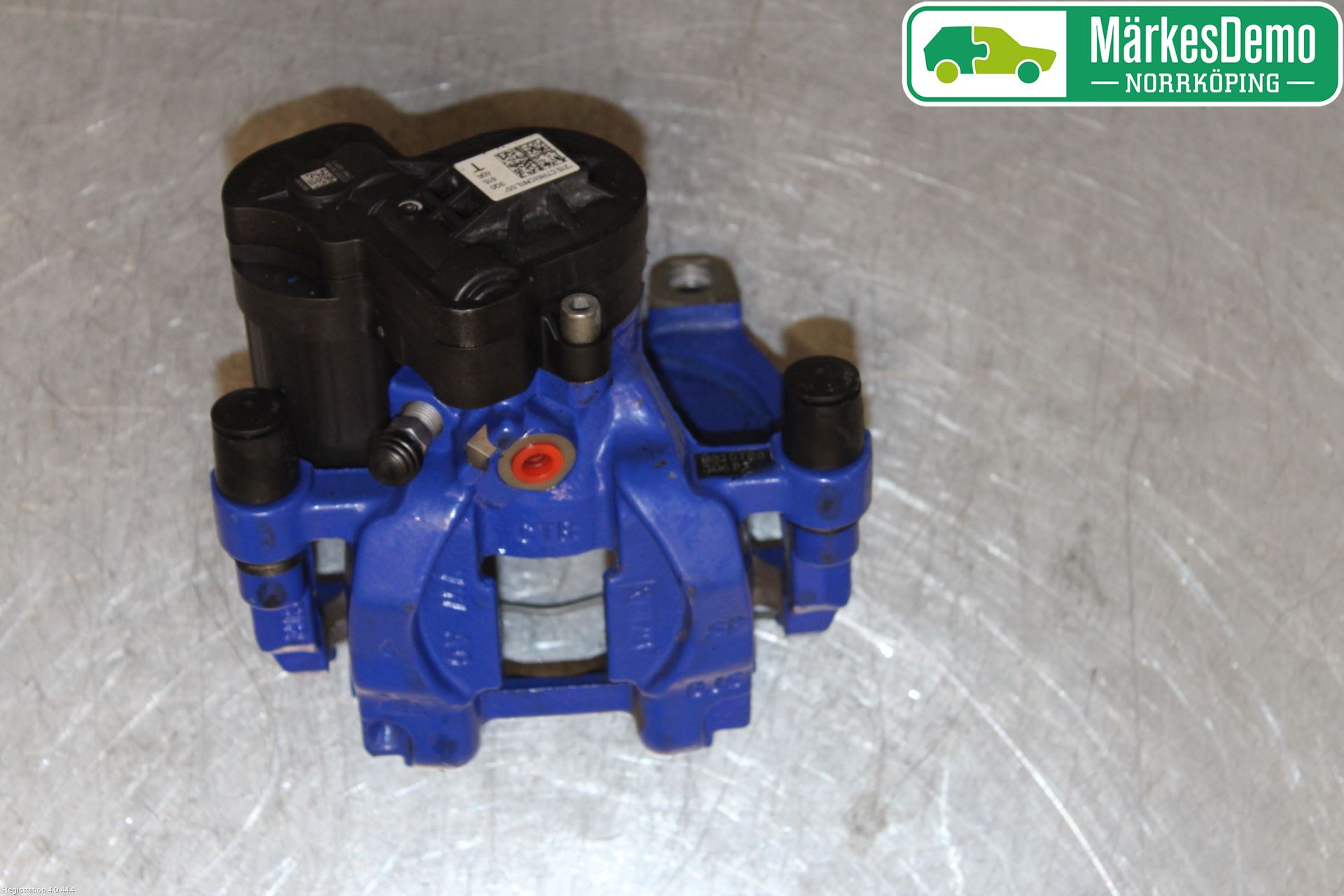 Volkswagen VW PASSAT 15-19 Bromsok Bak Höger