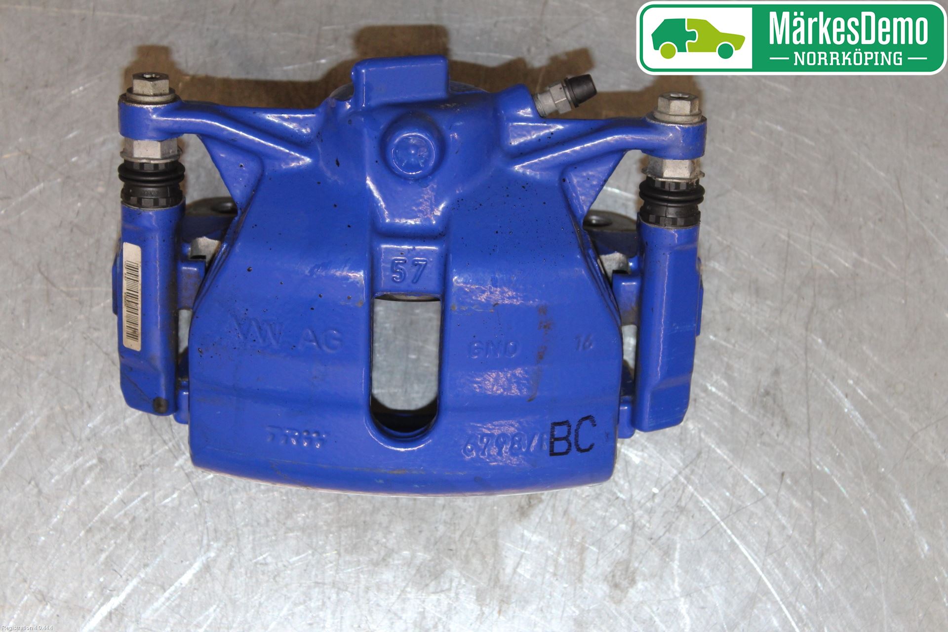 Volkswagen VW PASSAT 15-19 Bromsok Fram Vänster