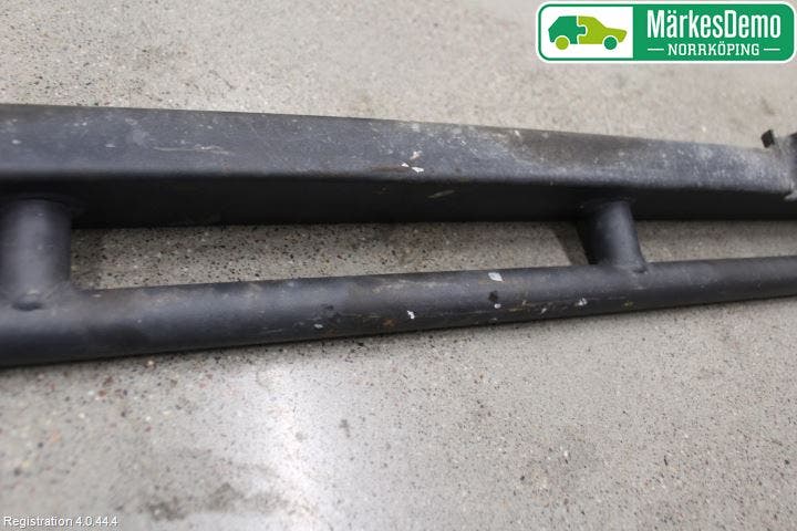 Landrover DEFENDER (L316) 07-16 Fotsteg