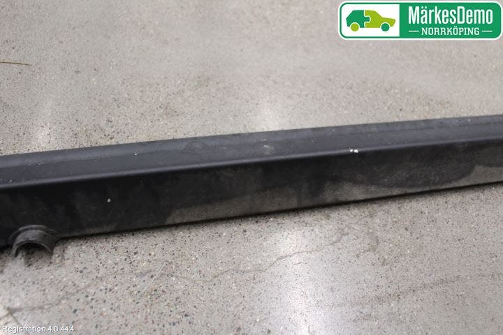 Landrover DEFENDER (L316) 07-16 Fotsteg