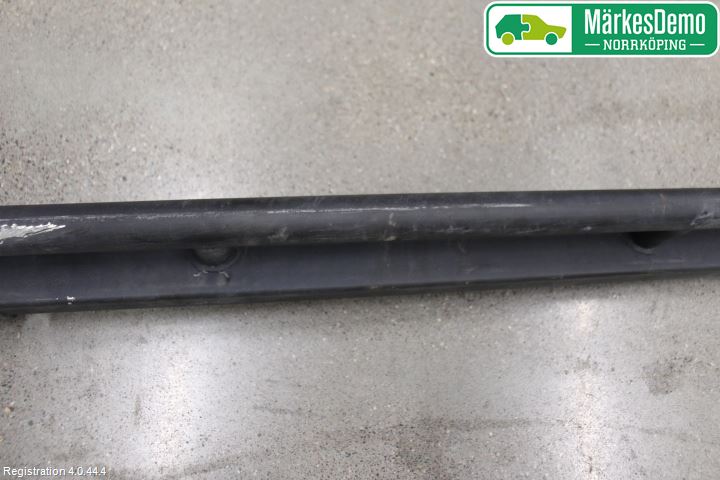 Landrover DEFENDER (L316) 07-16 Fotsteg