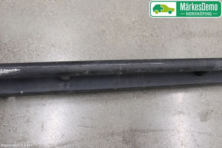 Landrover DEFENDER (L316) 07-16 Fotsteg