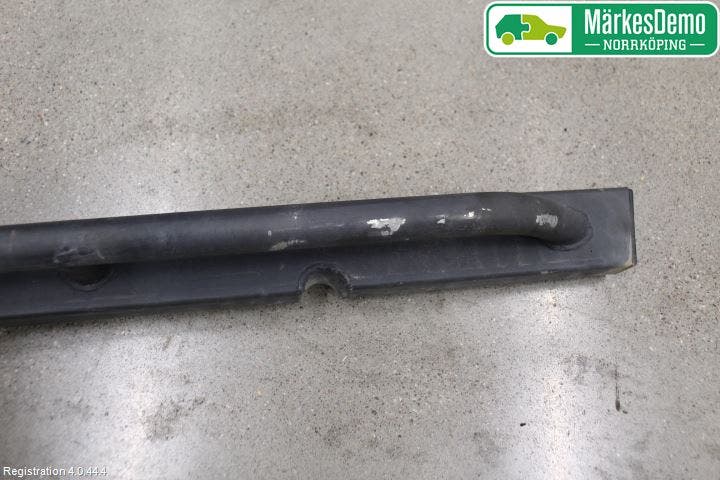 Landrover DEFENDER (L316) 07-16 Fotsteg