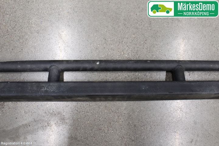 Landrover DEFENDER (L316) 07-16 Fotsteg