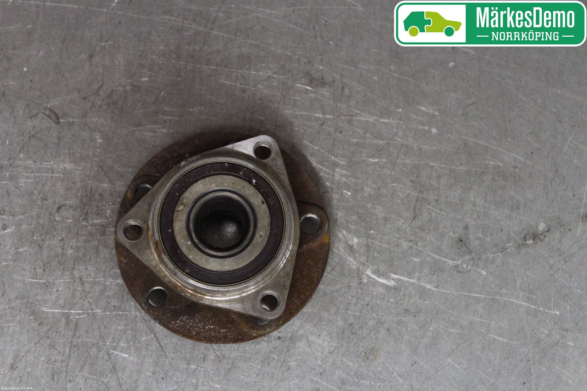 Volkswagen VW PASSAT 15-19 Nav Fram