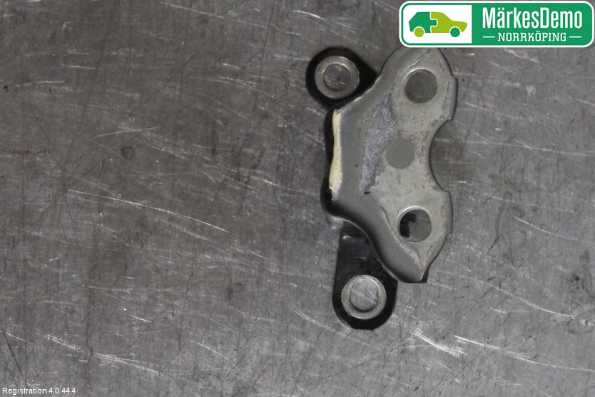 Toyota VERSO-S 11-16 Dörrgångjärn