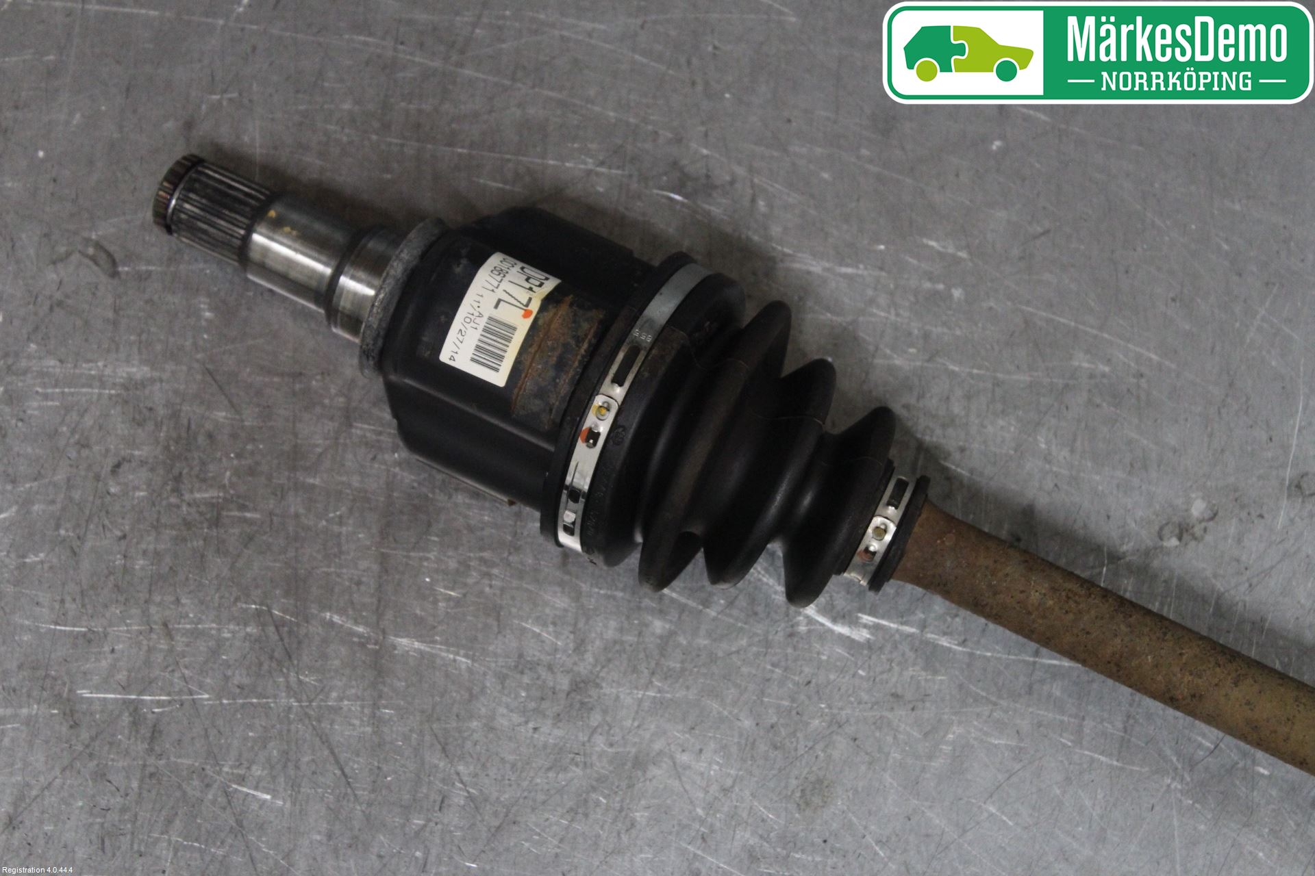 Toyota VERSO-S 11-16 Drivaxel Fram Vänster