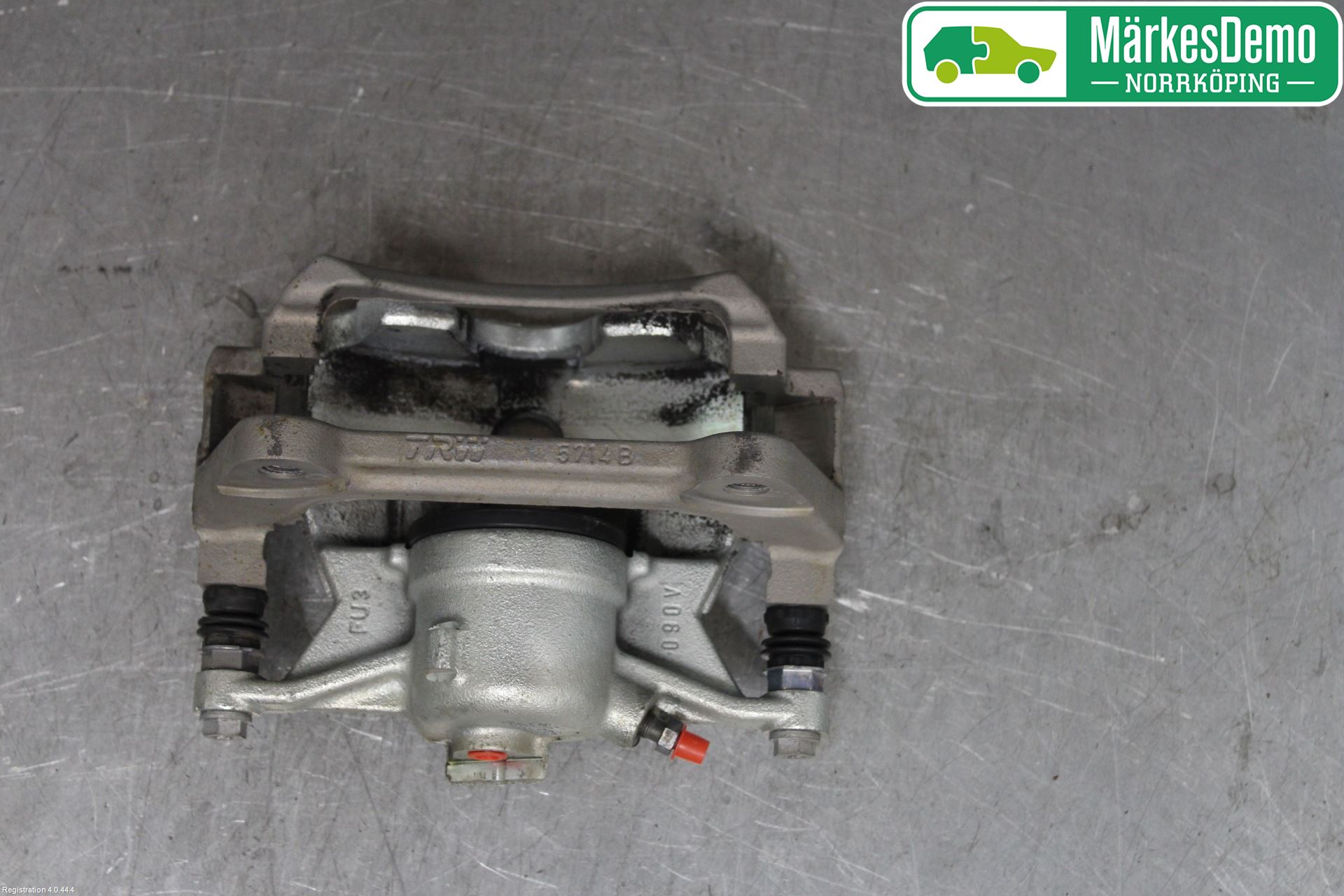Volkswagen VW PASSAT 15-19 Bromsok Fram Vänster