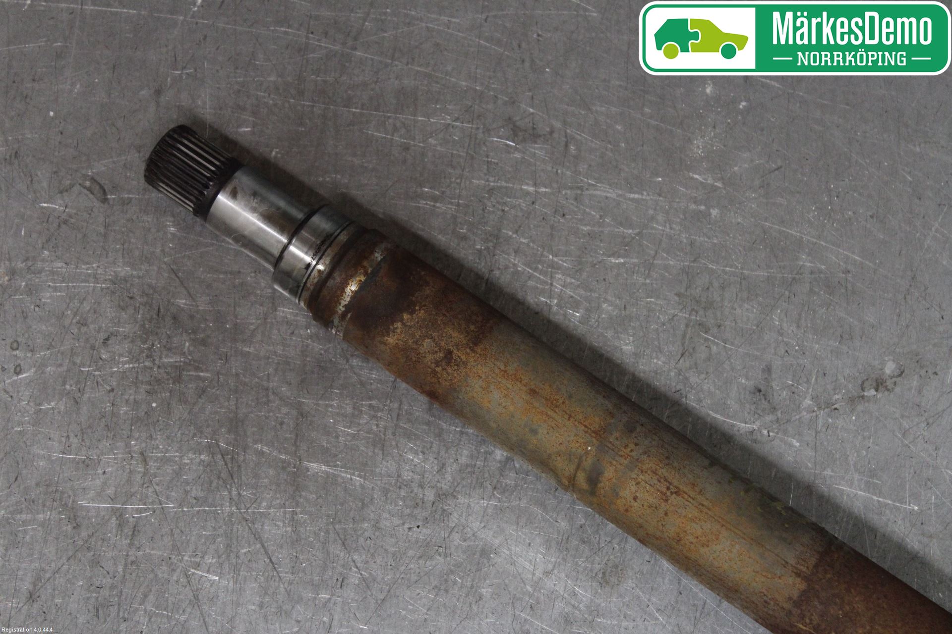 Volvo V60 14-18 Drivaxel Fram Höger