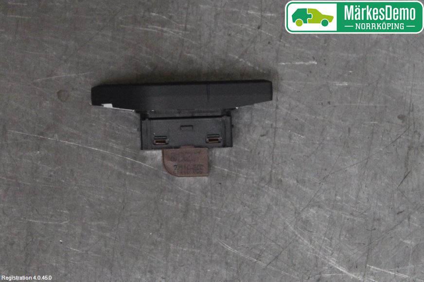 Audi Q3 8U 12-18 Strömställare Centrallås