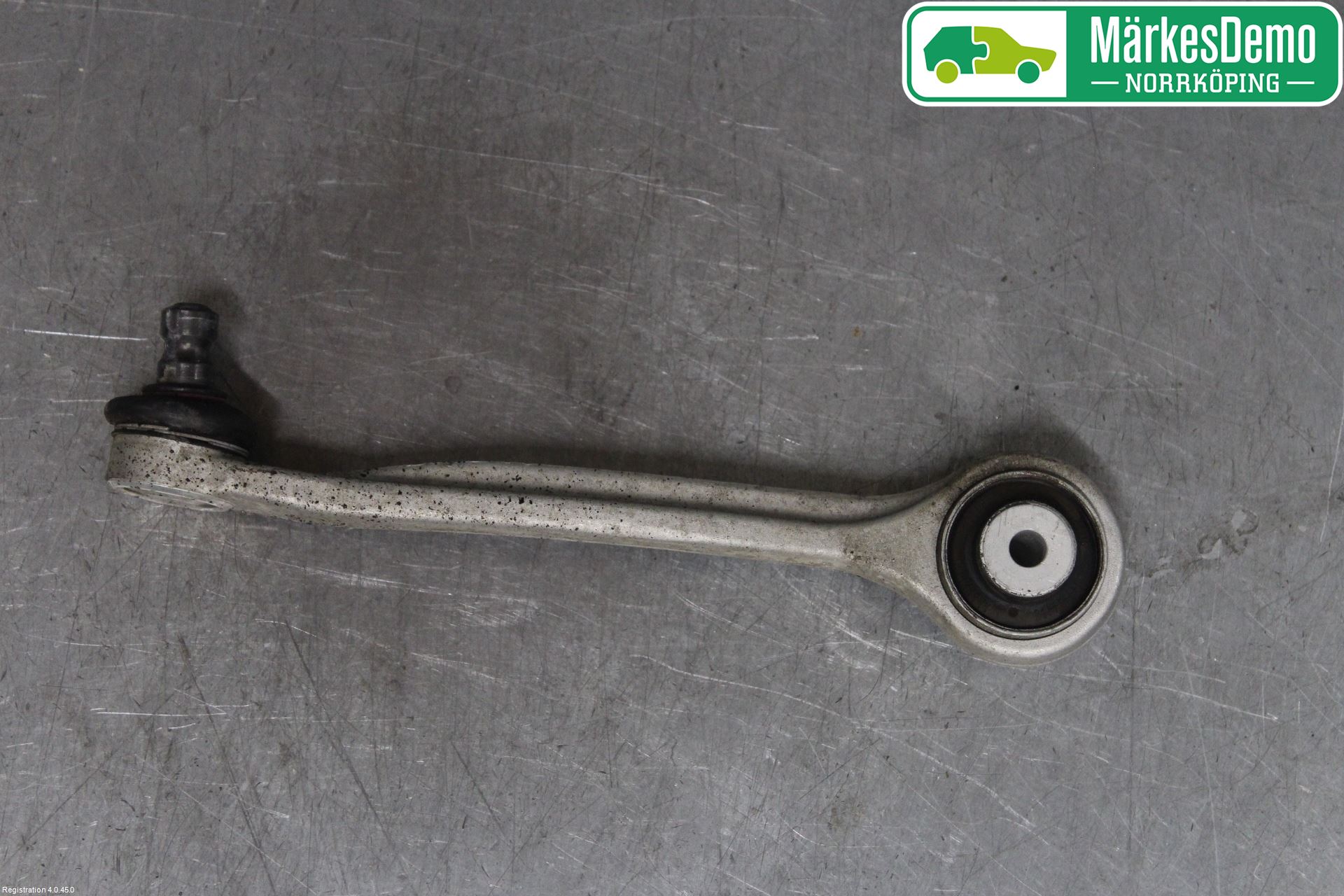 Audi A4/S4 B9 16-19 Bärarm Fram Övre Hö