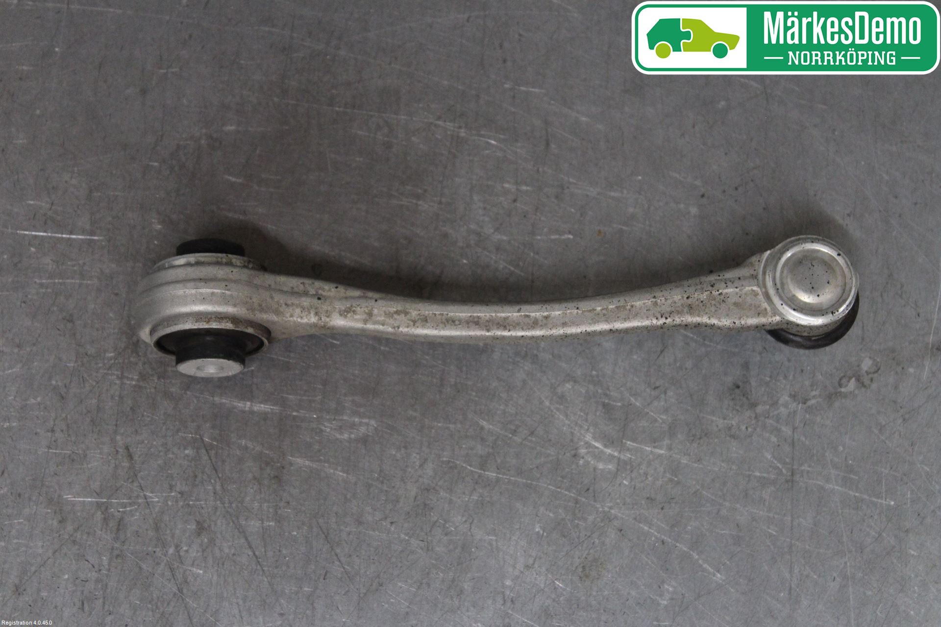 Audi A4/S4 B9 16-19 Bärarm Fram Övre Hö