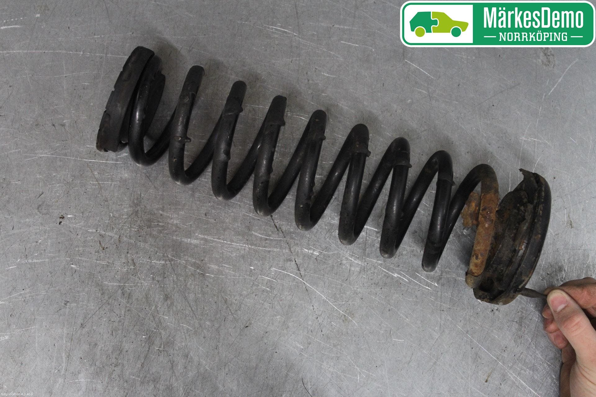 Kia SPORTAGE (SL) 11-15 Fjäder Bak