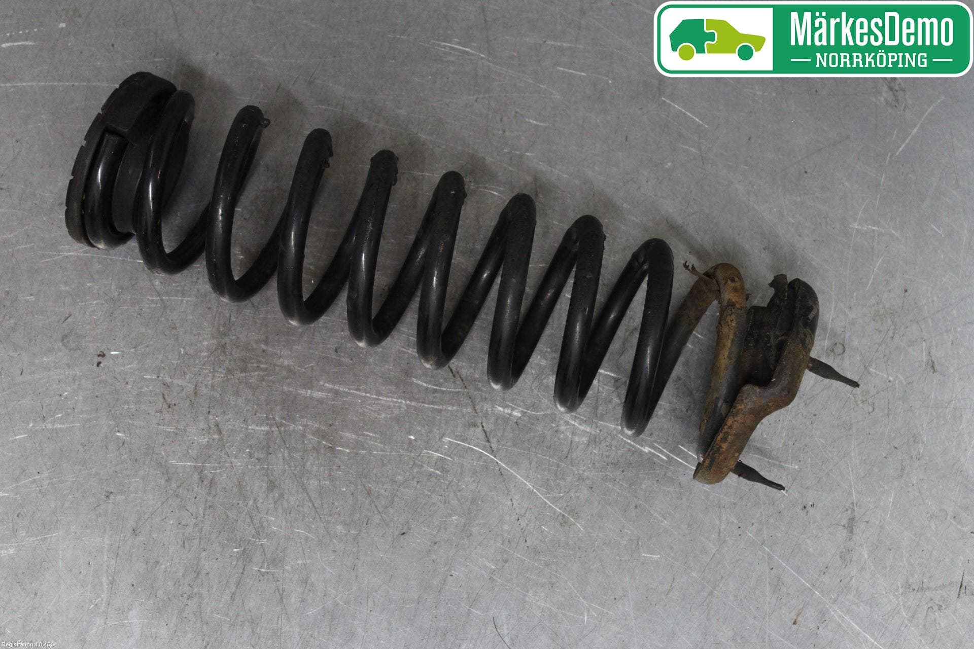 Kia SPORTAGE (SL) 11-15 Fjäder Bak