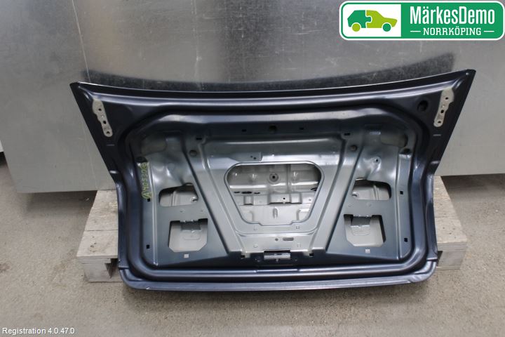 Volvo S60 05-10 Baklucka (Ej Med Ruta)