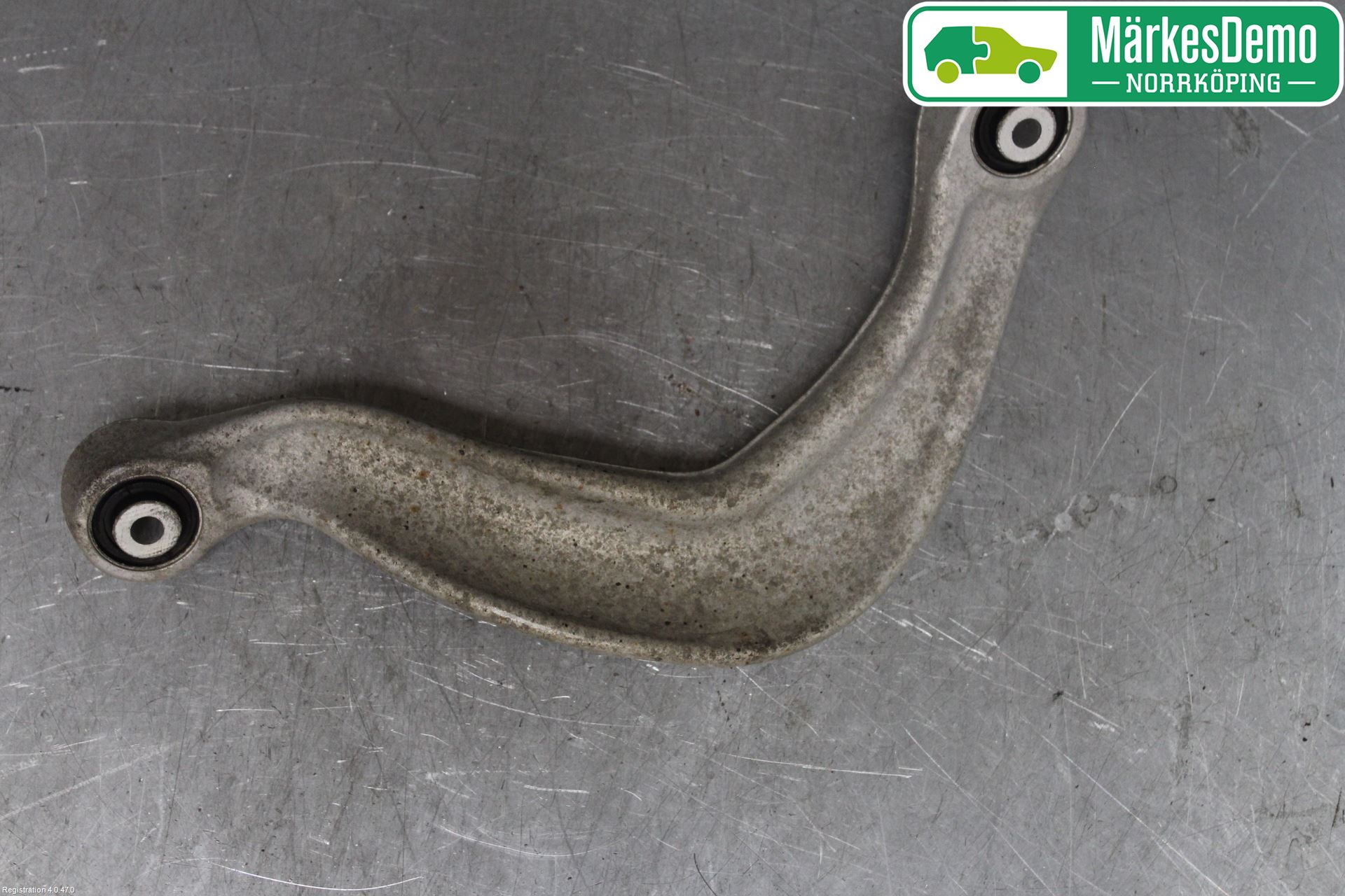 Audi A4 12-15 Bärarm Bak Övre Vänster