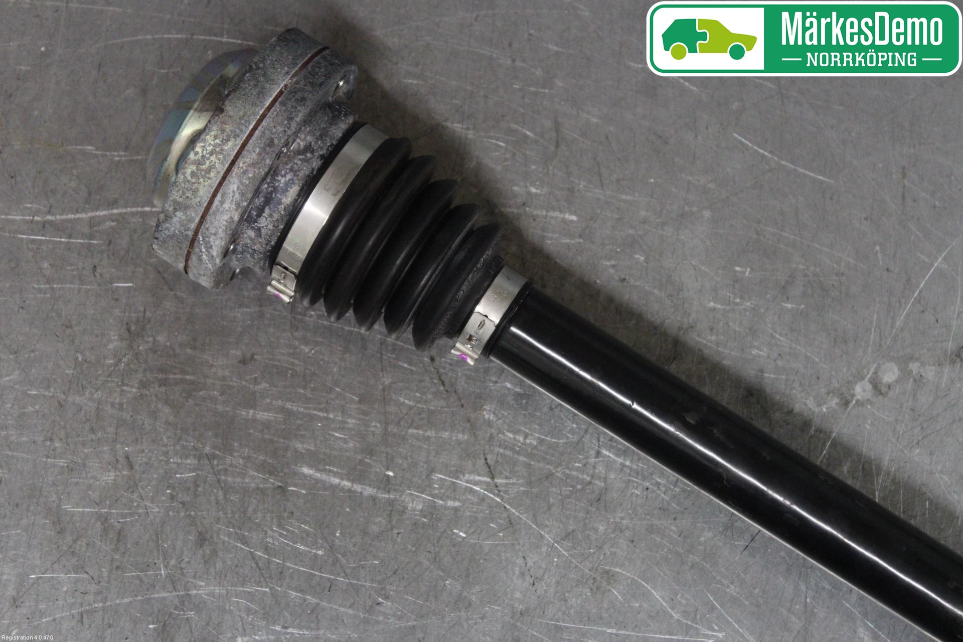 Audi A4 12-15 Drivaxel Bak Höger