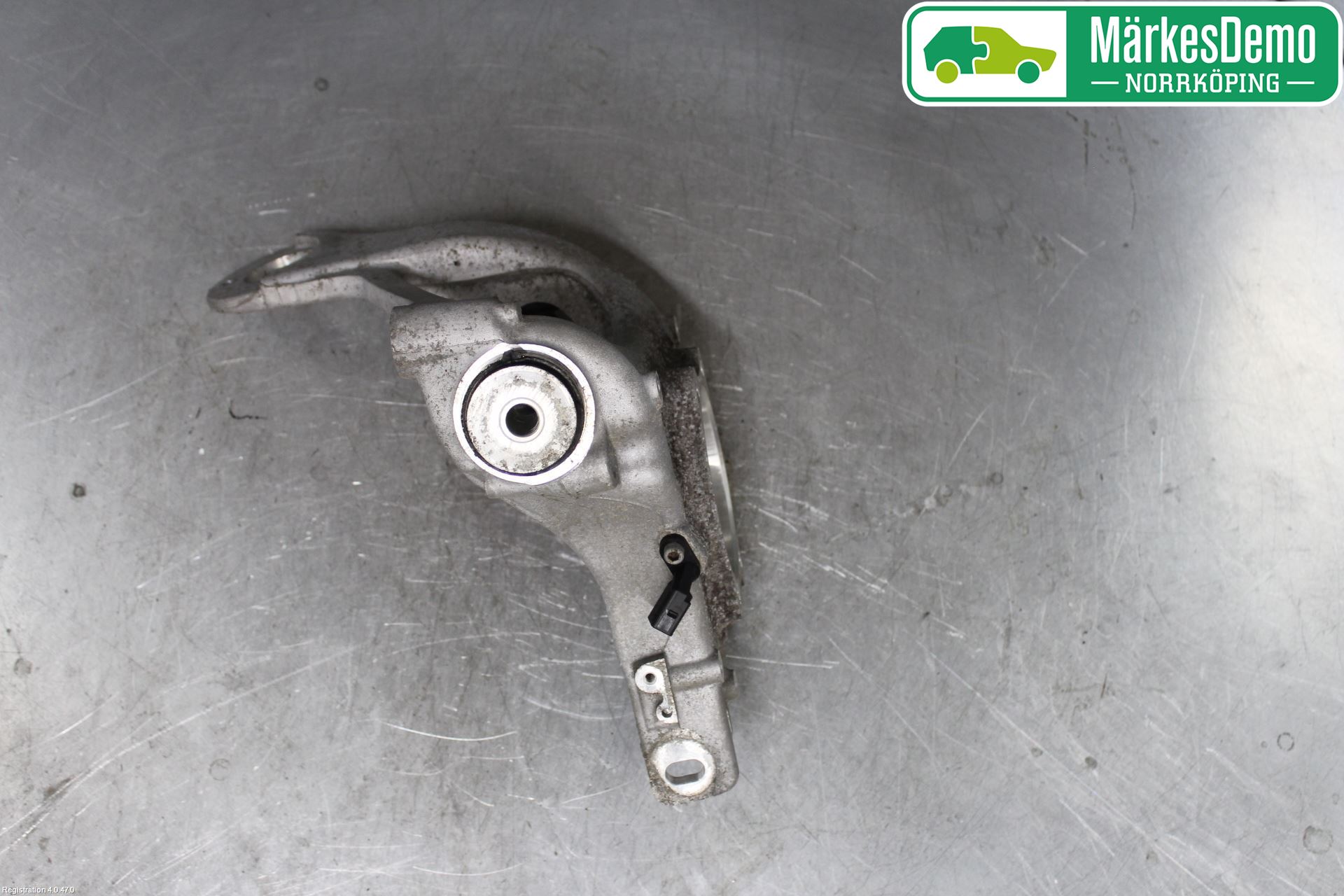 Audi A4 12-15 Hjullagerhus-Spindel Vä B